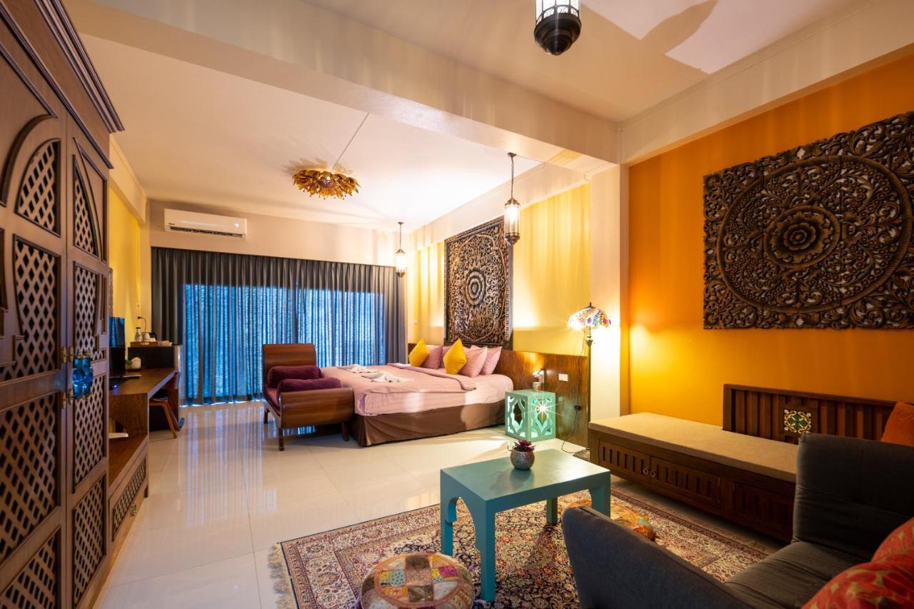 The Iconic Hotel 3*